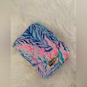 Lilly Pulitzer Makeup brush set